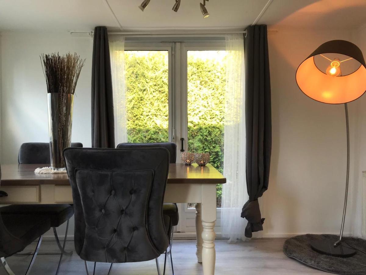 Willa Omheind Chalet Met Prive Hottub. Op De Veluwe Voorthuizen Zewnętrze zdjęcie